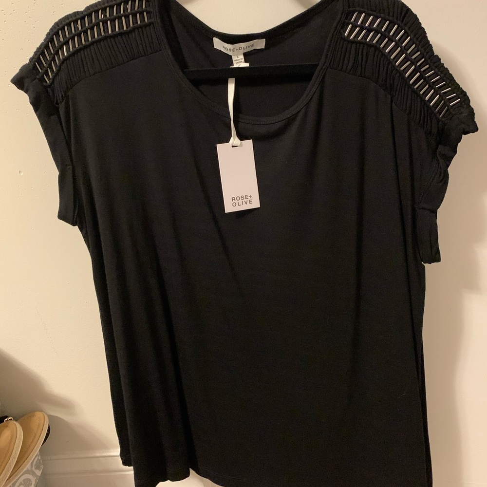 ROSE+OLIVE shirt